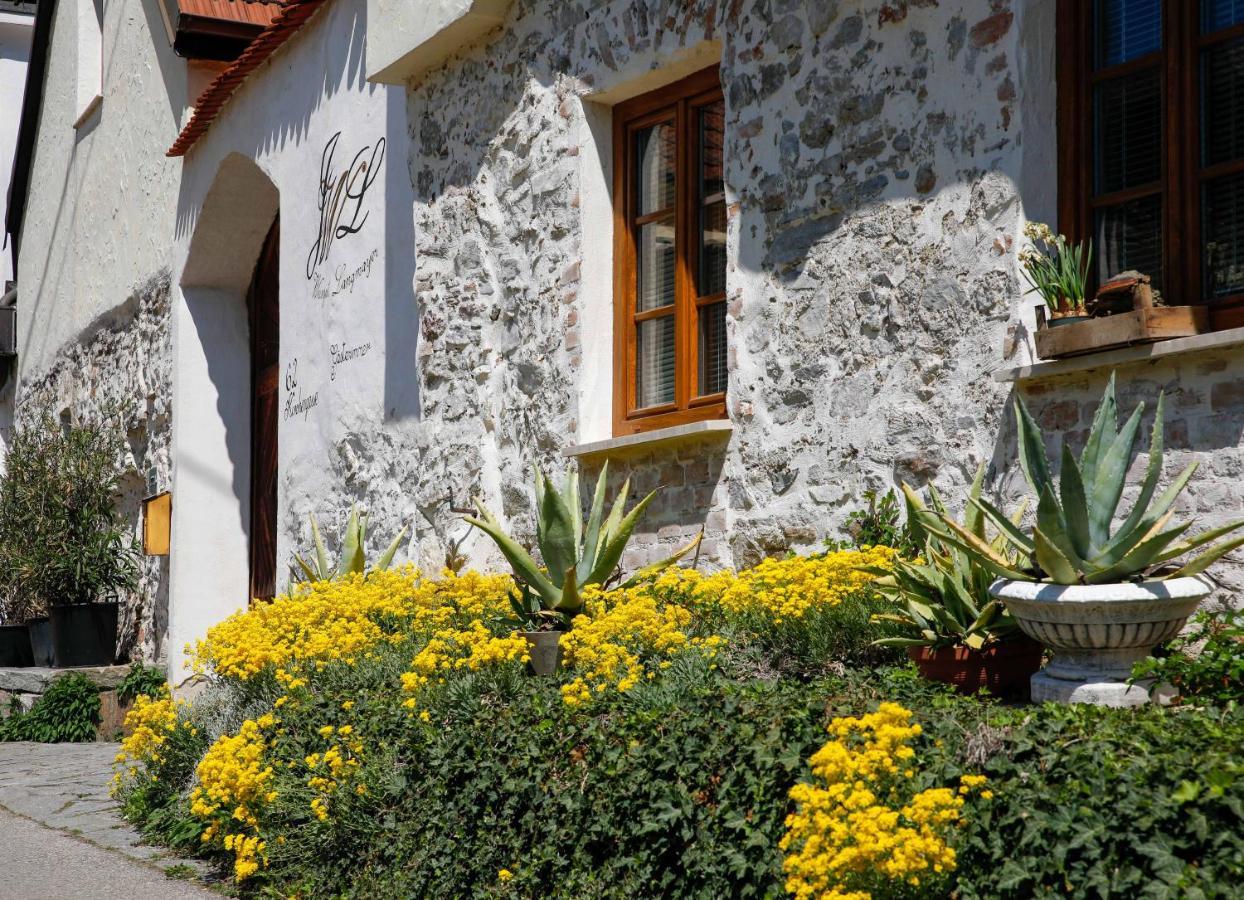 Weingut Langmayer Wosendorf in der Wachau Exterior photo